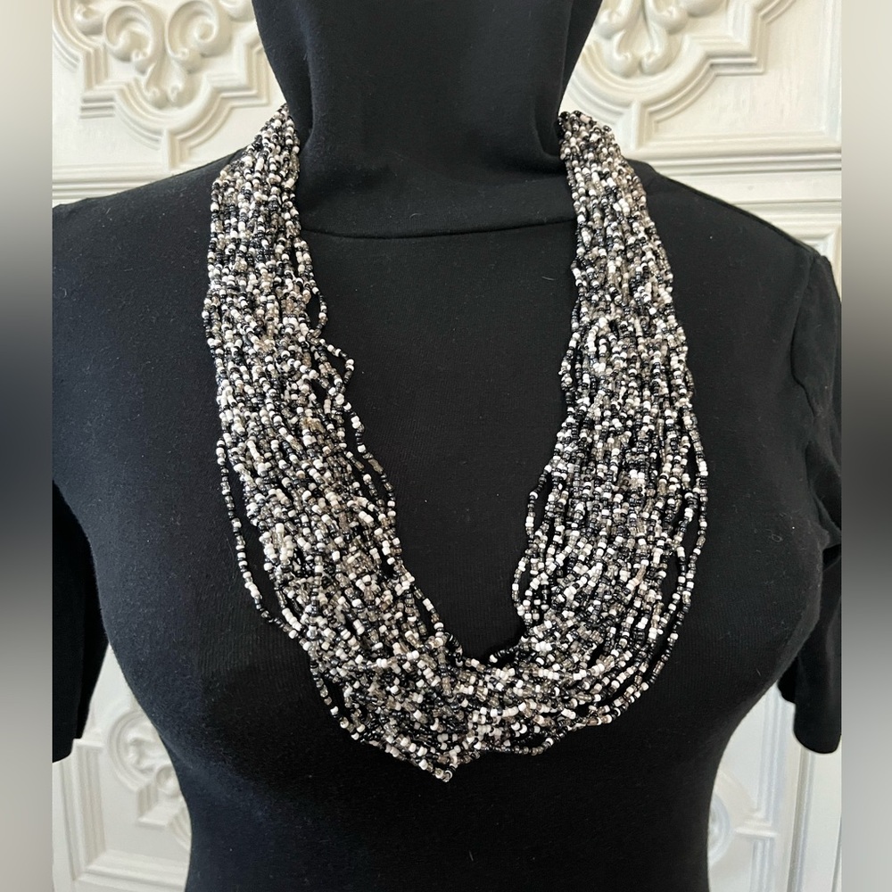 Beaded black and white chunky necklace and bracelet set